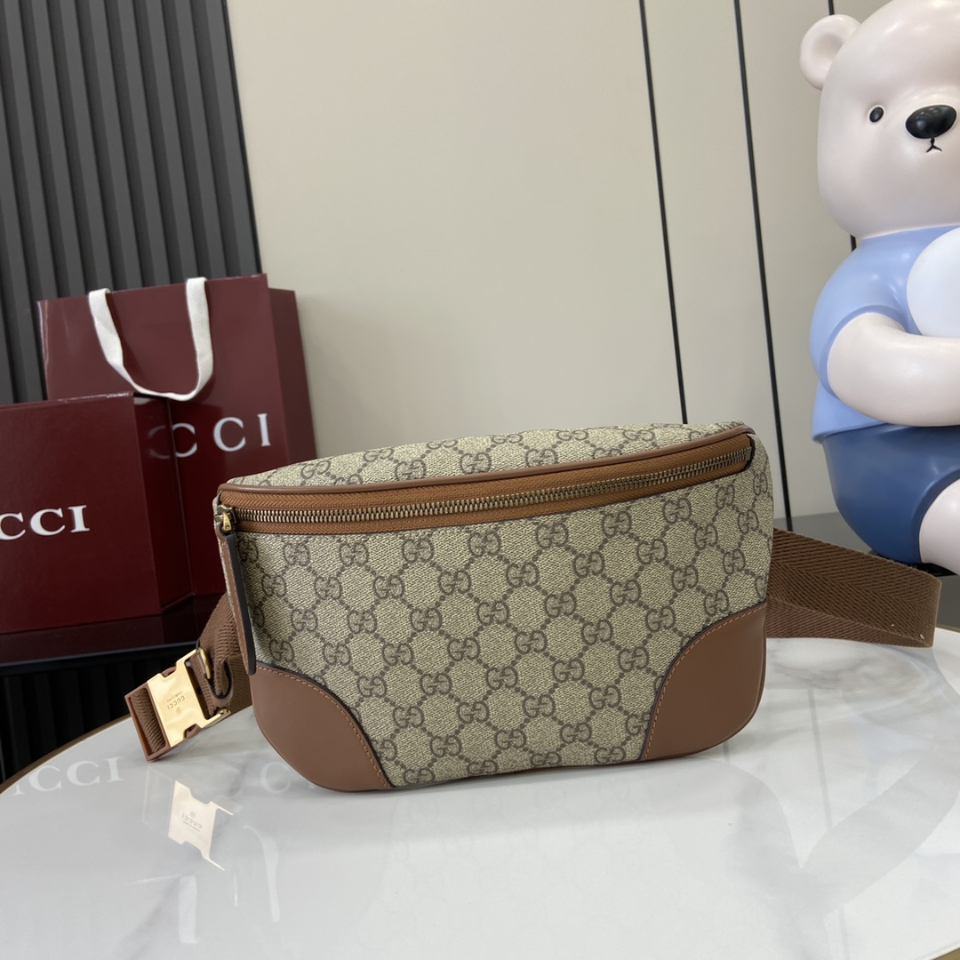 Gucci GG Emblem Medium Belt Bag - PerfectKickZ