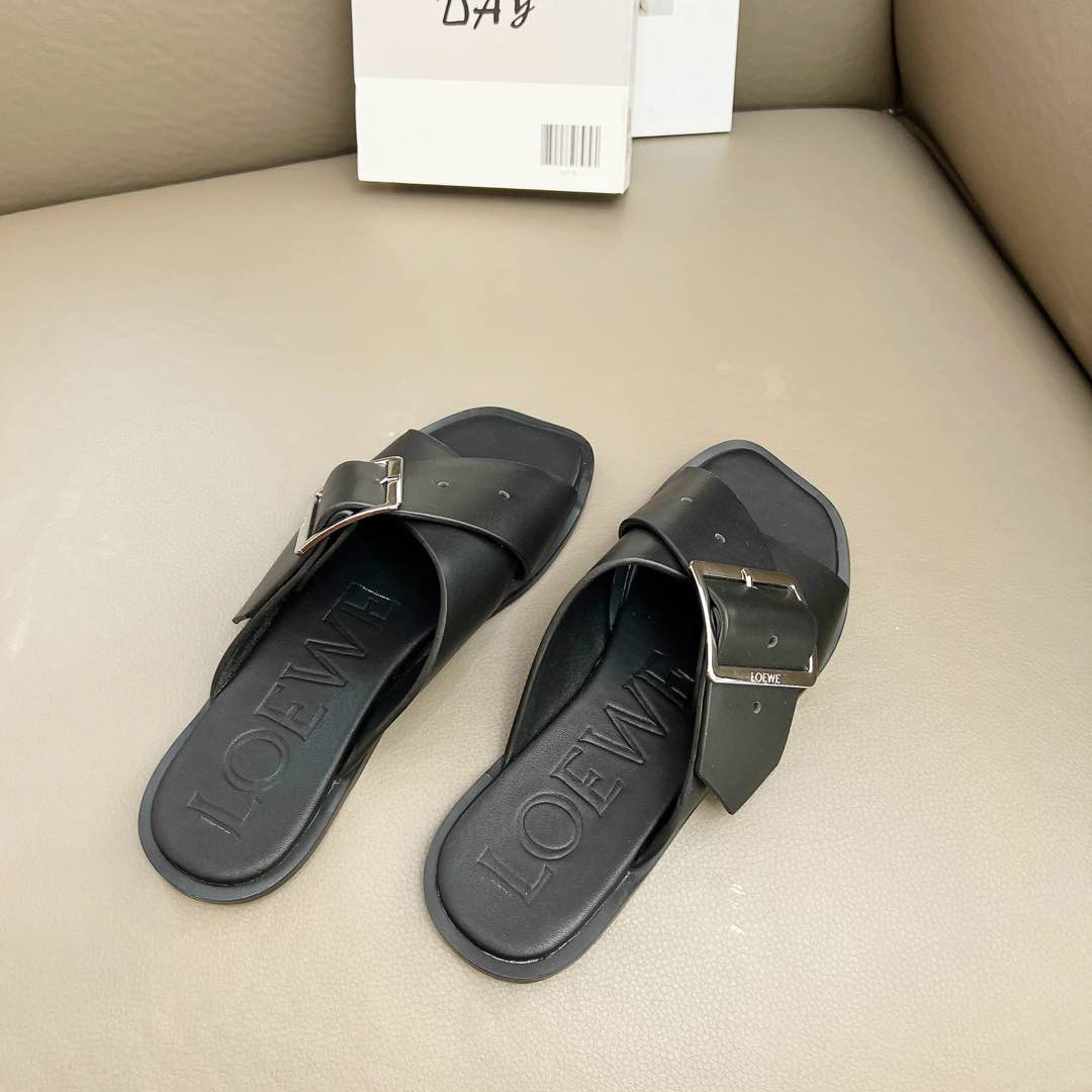Loewe Petal Belt Flat Sandal In Vegetable-tanned Calfskin - PerfectKickZ