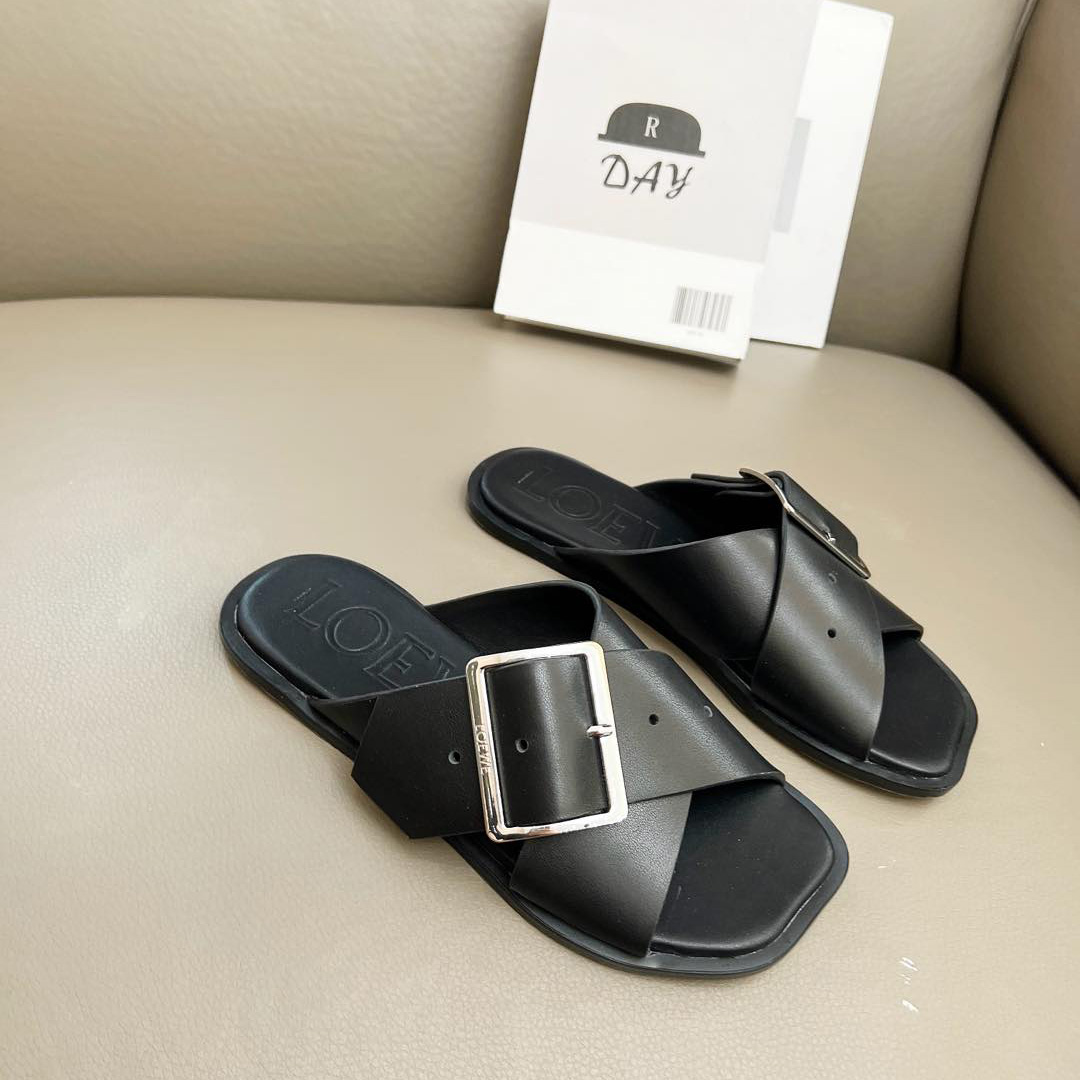 Loewe Petal Belt Flat Sandal In Vegetable-tanned Calfskin - PerfectKickZ