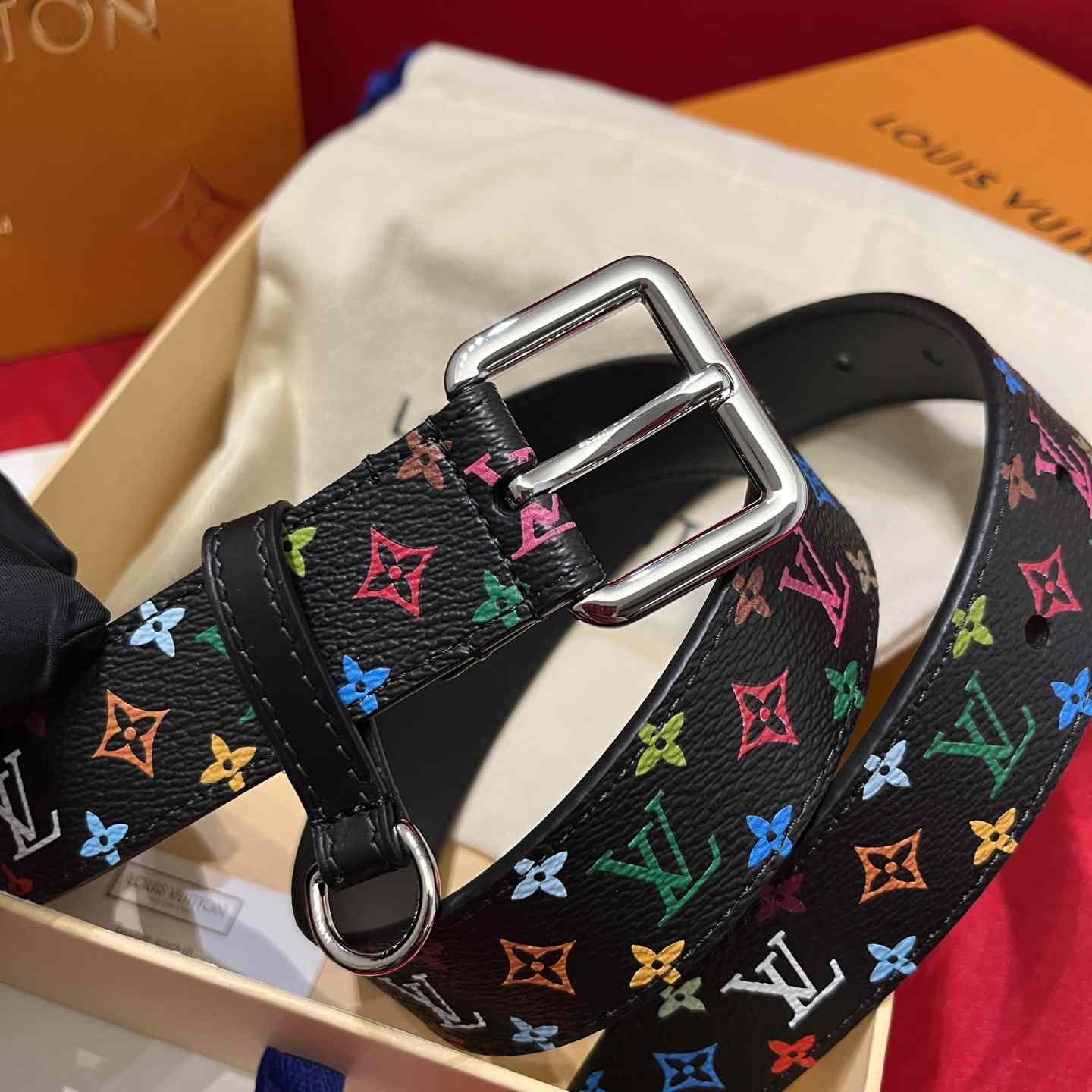 Louis Vuitton LV x TM LV D-Ring 30mm Belt   M8982W - PerfectKickZ