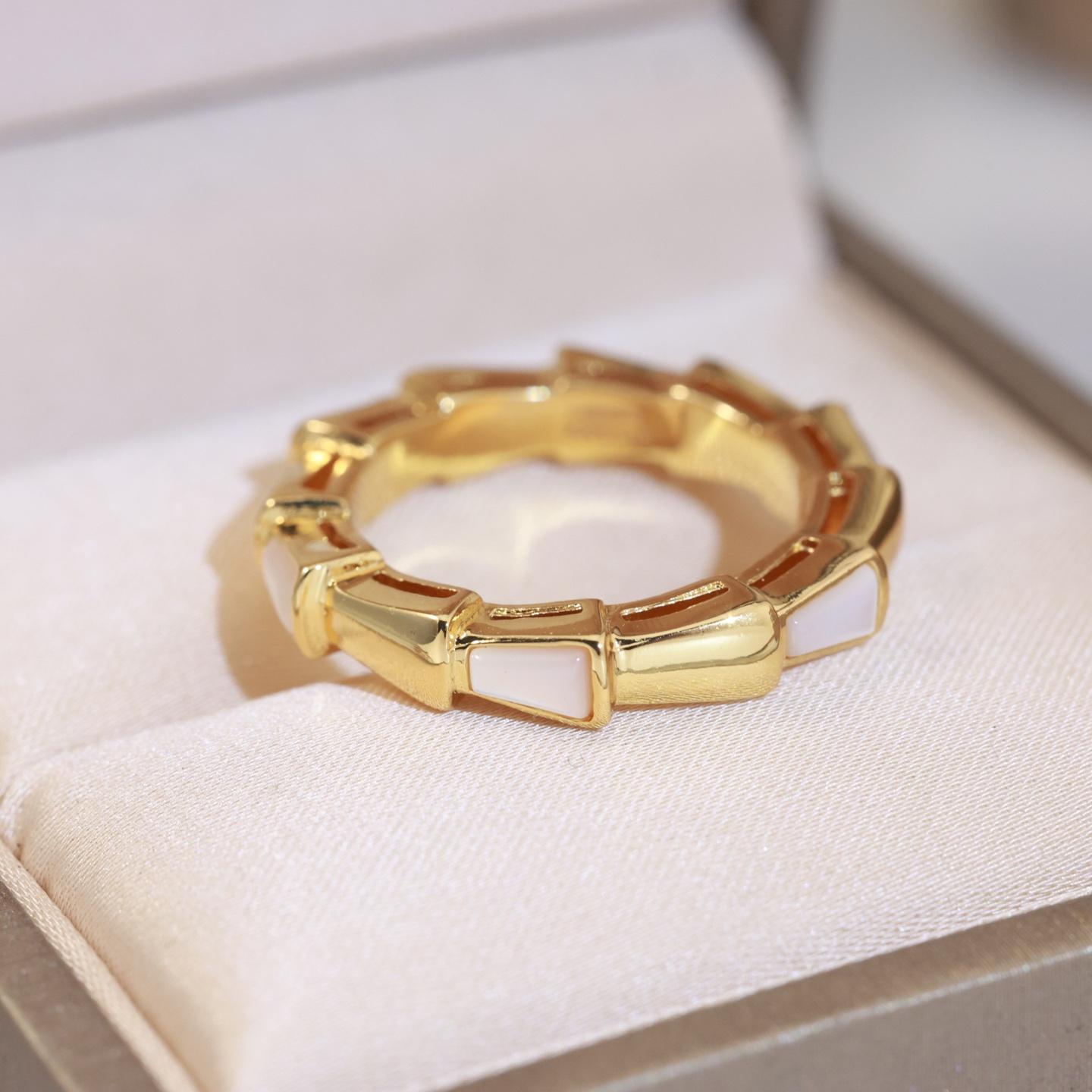Bvlgari Ring - PerfectKickZ