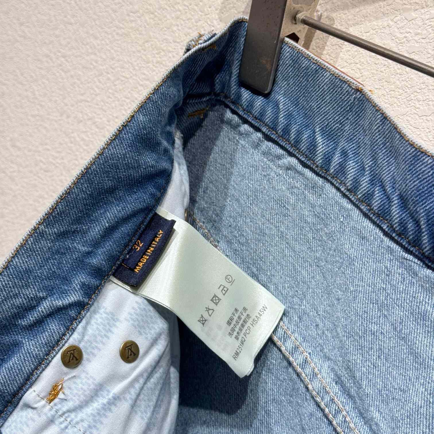 Louis Vuitton LV Denim Shorts    1AGTHT - PerfectKickZ