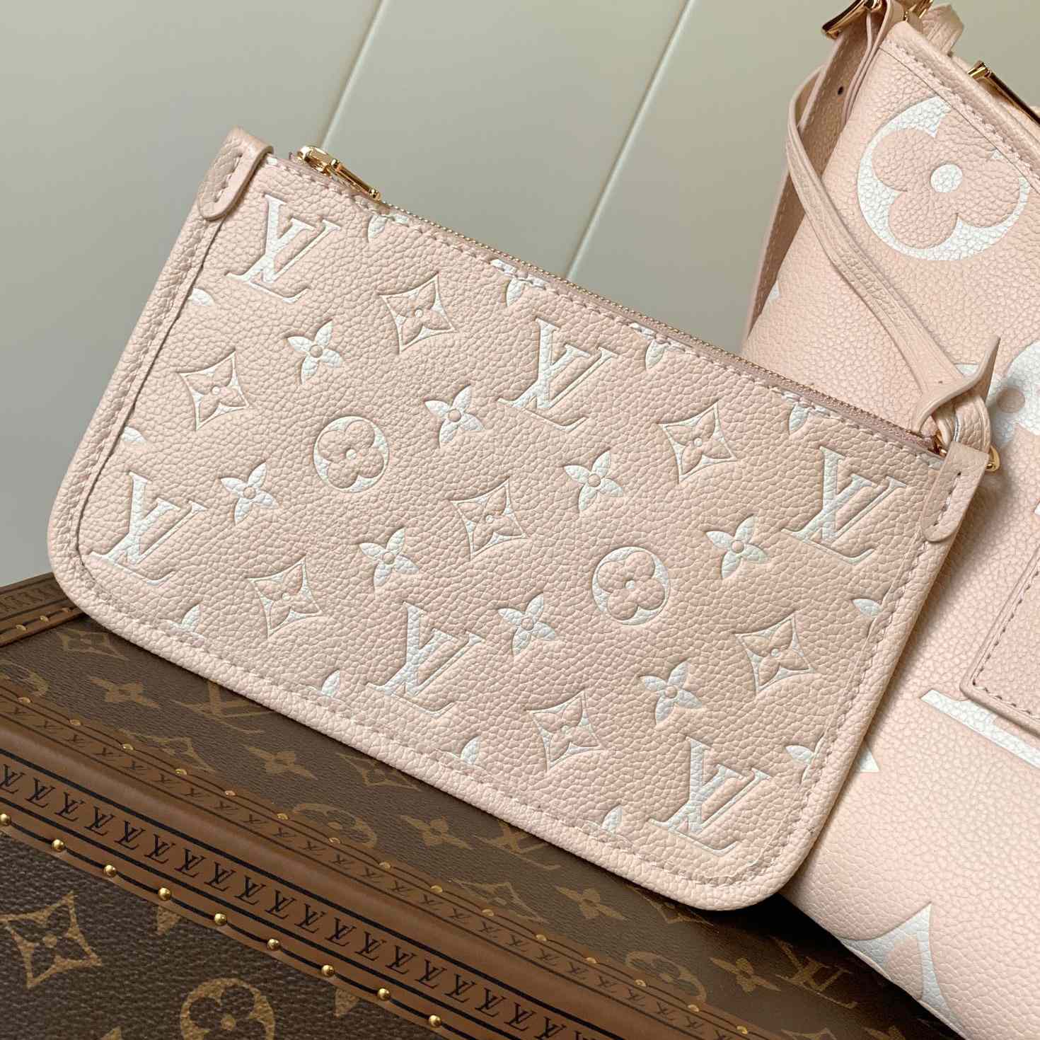 Louis Vuitton CarryAll PM   M14209 - PerfectKickZ