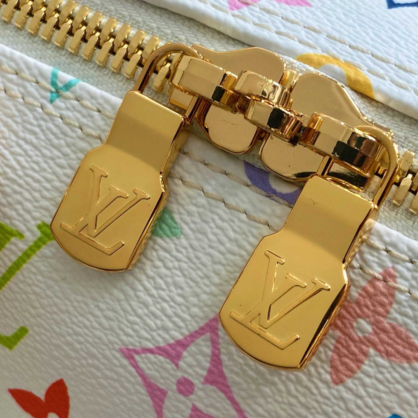 Louis Vuitton LV x TM Keepall Bandoulière 45   M13742 - PerfectKickZ