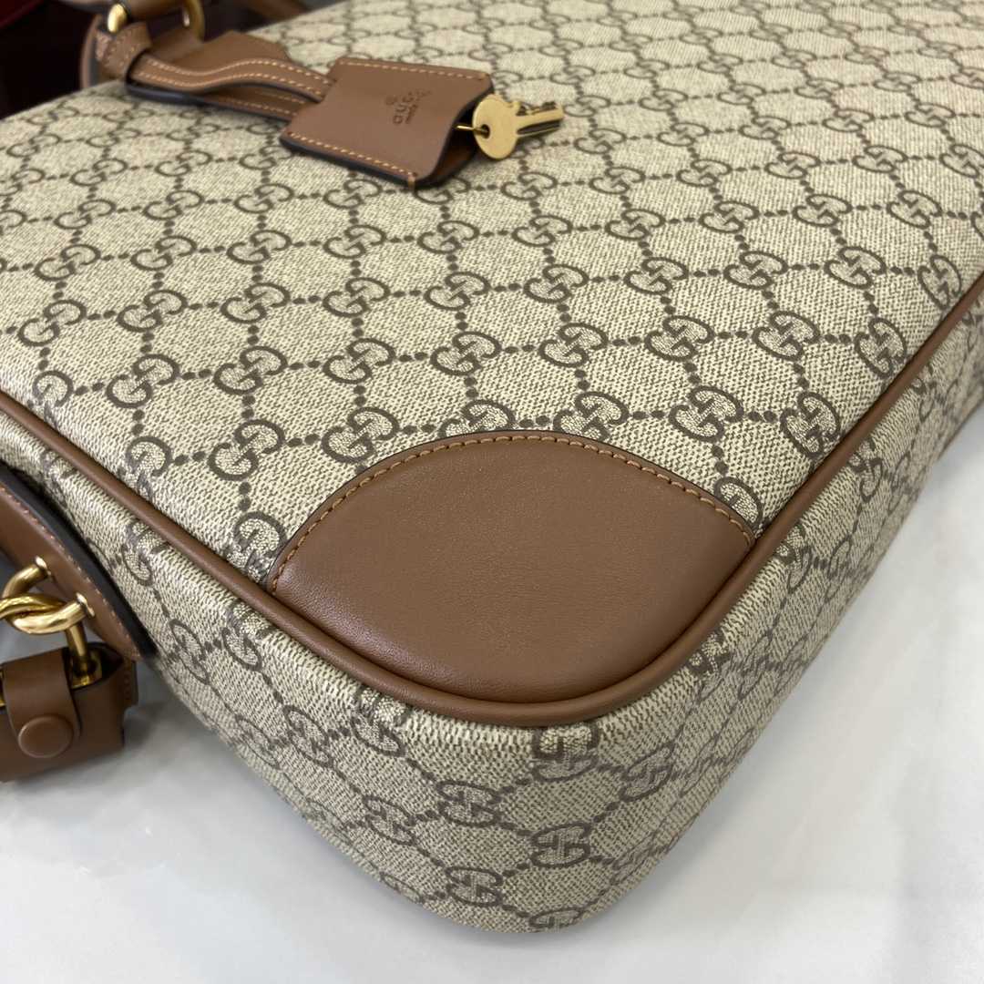 Gucci GG Emblem Medium Briefcase - PerfectKickZ