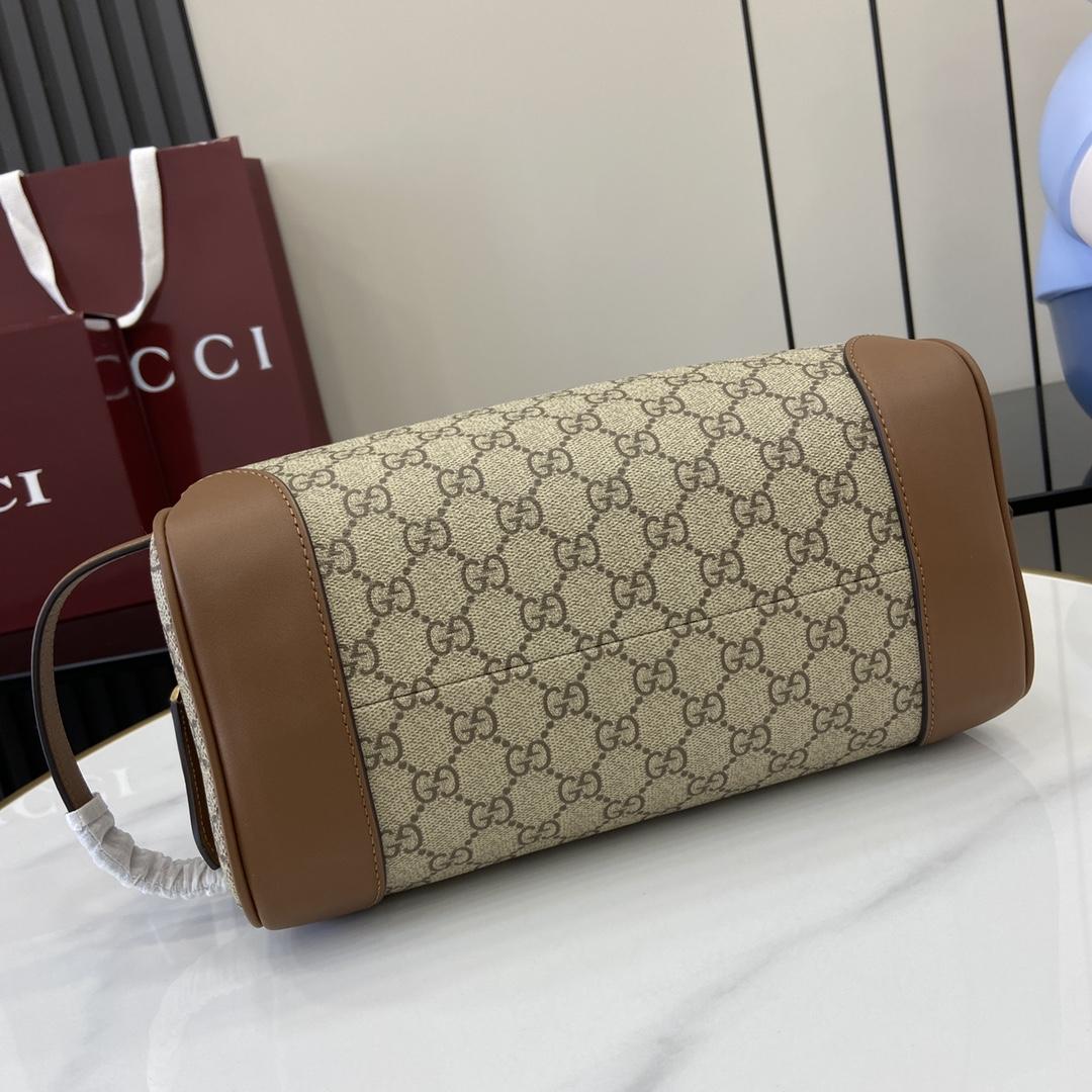 Gucci GG Emblem Medium Toiletry Case - PerfectKickZ