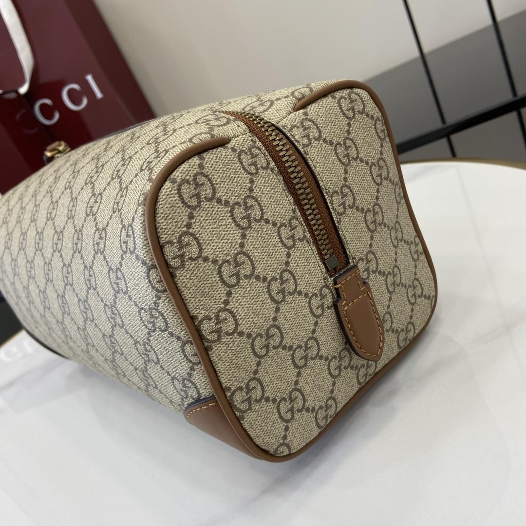 Gucci GG Emblem Medium Toiletry Case - PerfectKickZ