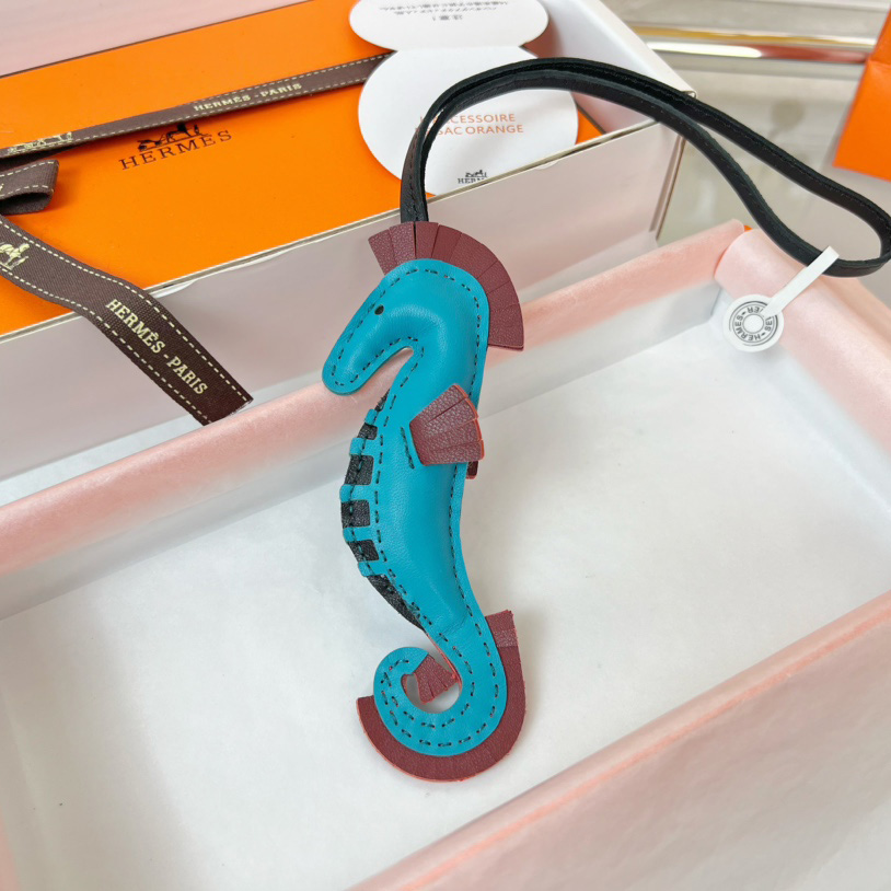 Hermes Seahorse Charm - PerfectKickZ