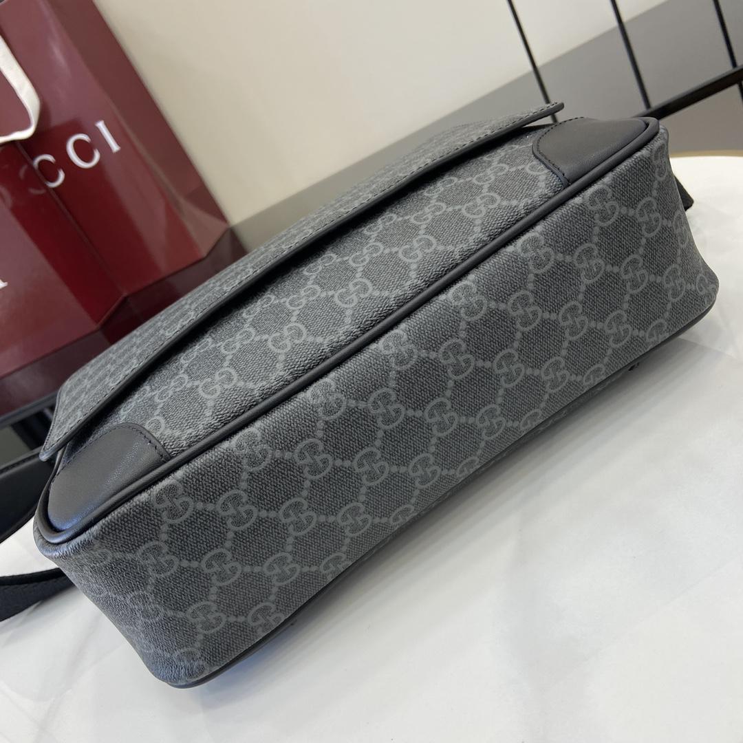 Gucci GG Emblem Medium Crossbody Bag - PerfectKickZ