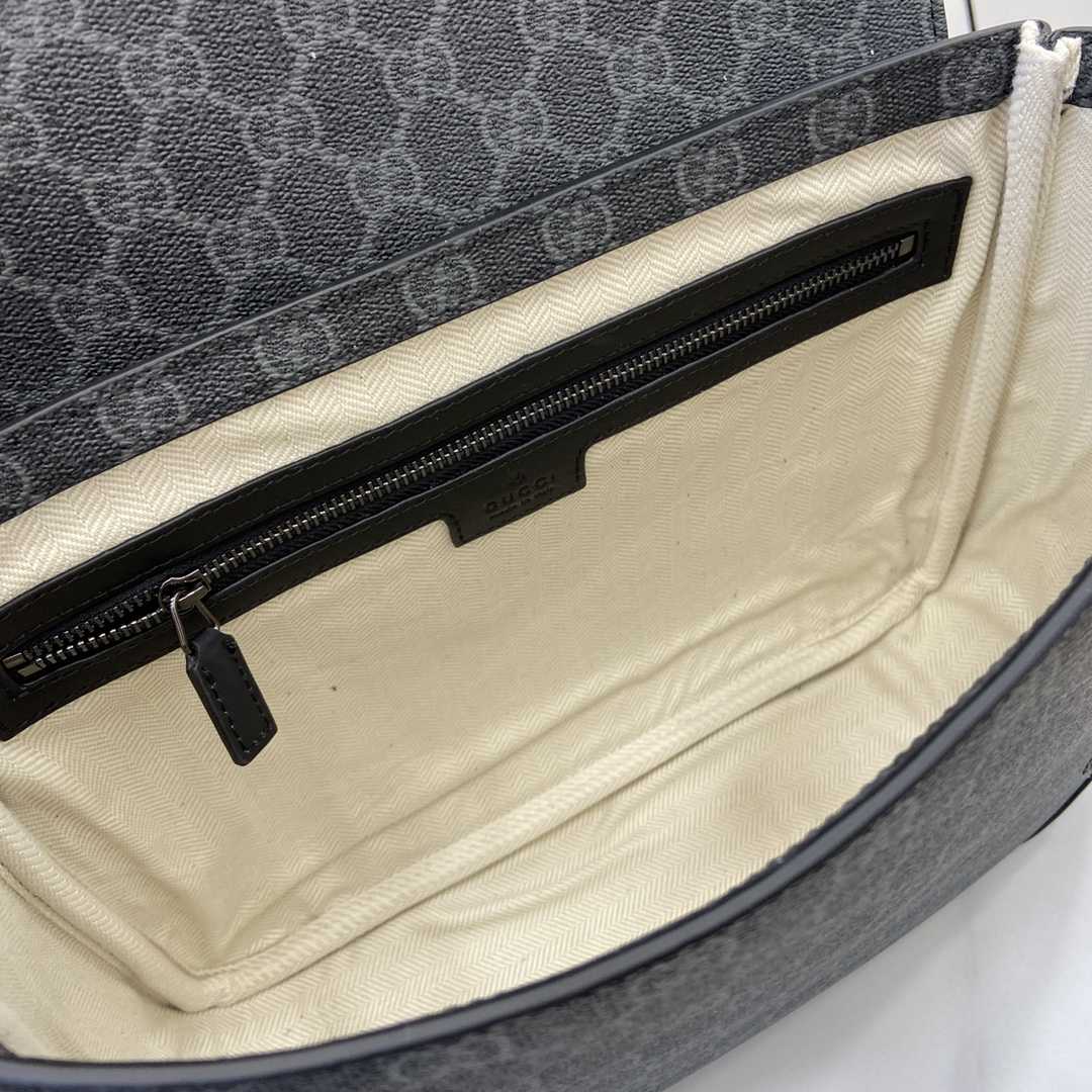 Gucci GG Emblem Medium Crossbody Bag - PerfectKickZ