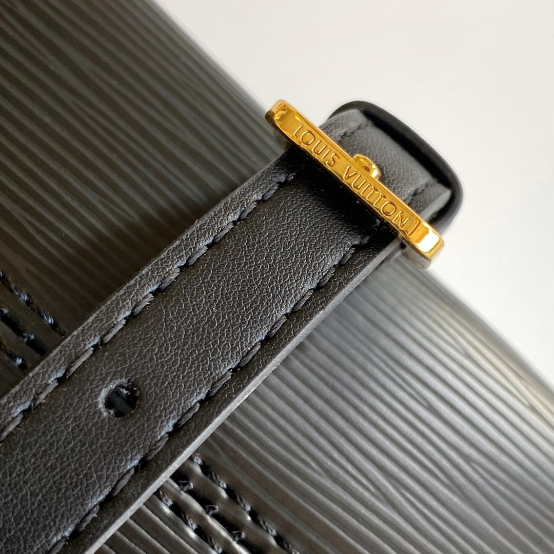 Louis Vuitton Varenne East West   M11791 - PerfectKickZ
