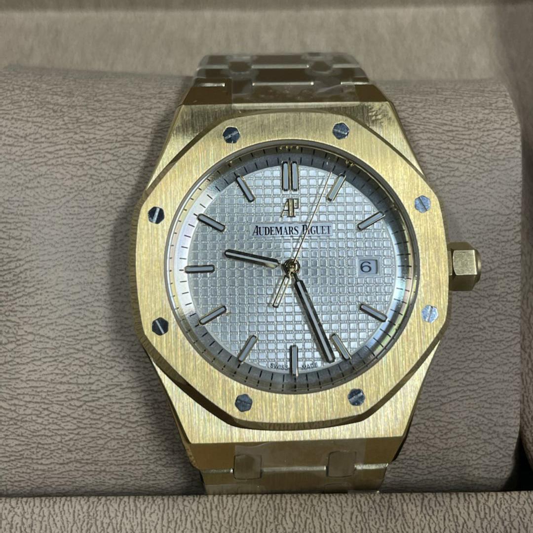 Audemars Piguet Men's Watch   41mm - PerfectKickZ
