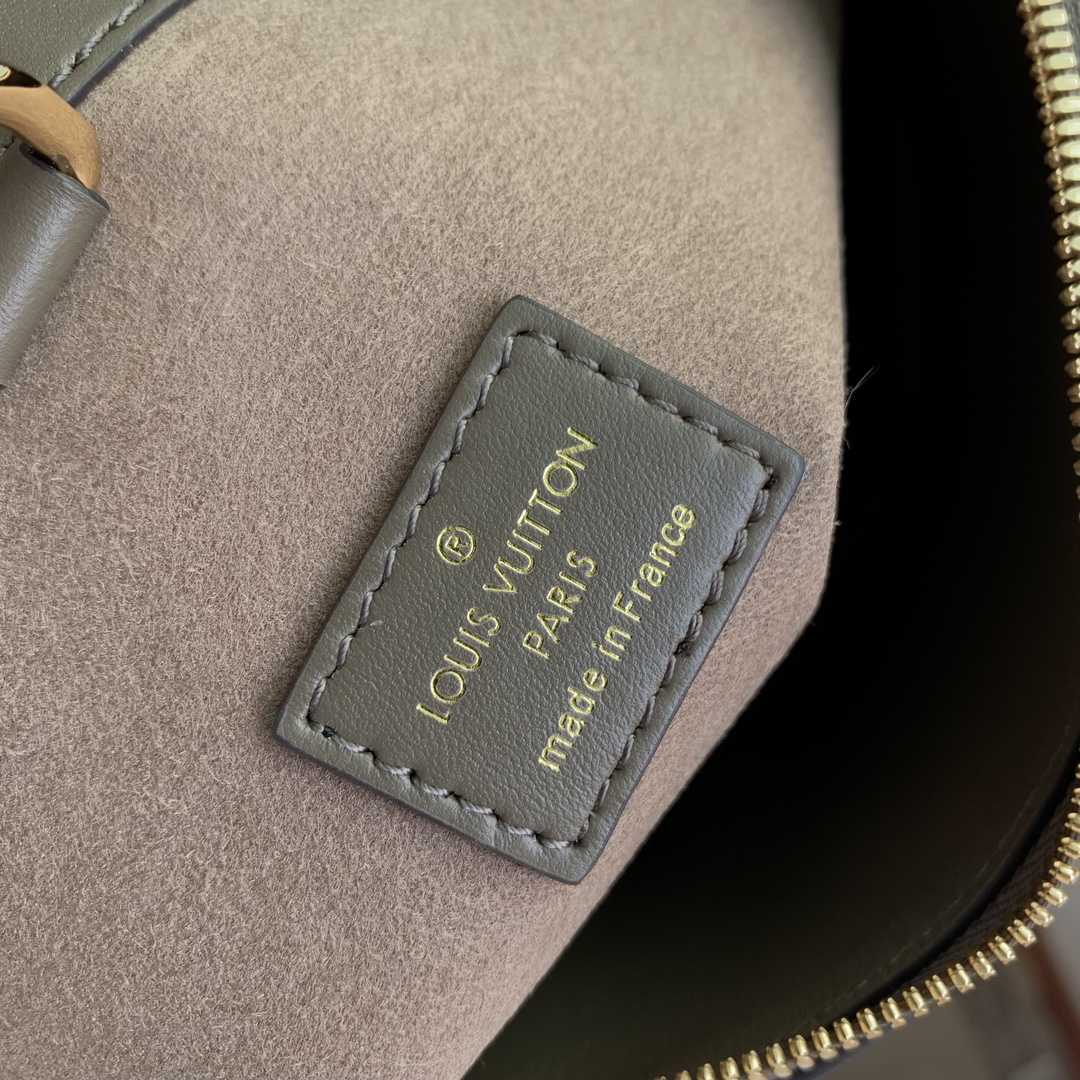 Louis Vuitton Vendôme MM  M22927 - PerfectKickZ