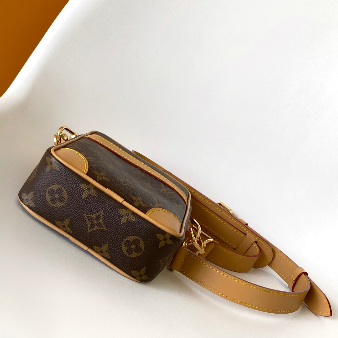 Louis Vuitton Danube   M14013 - PerfectKickZ