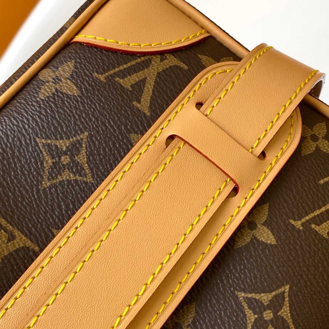 Louis Vuitton Danube   M14013 - PerfectKickZ