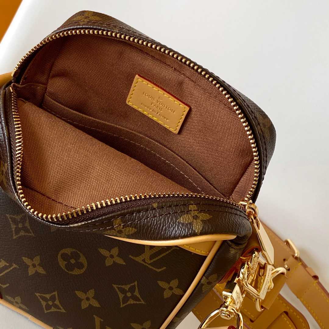 Louis Vuitton Danube   M14013 - PerfectKickZ