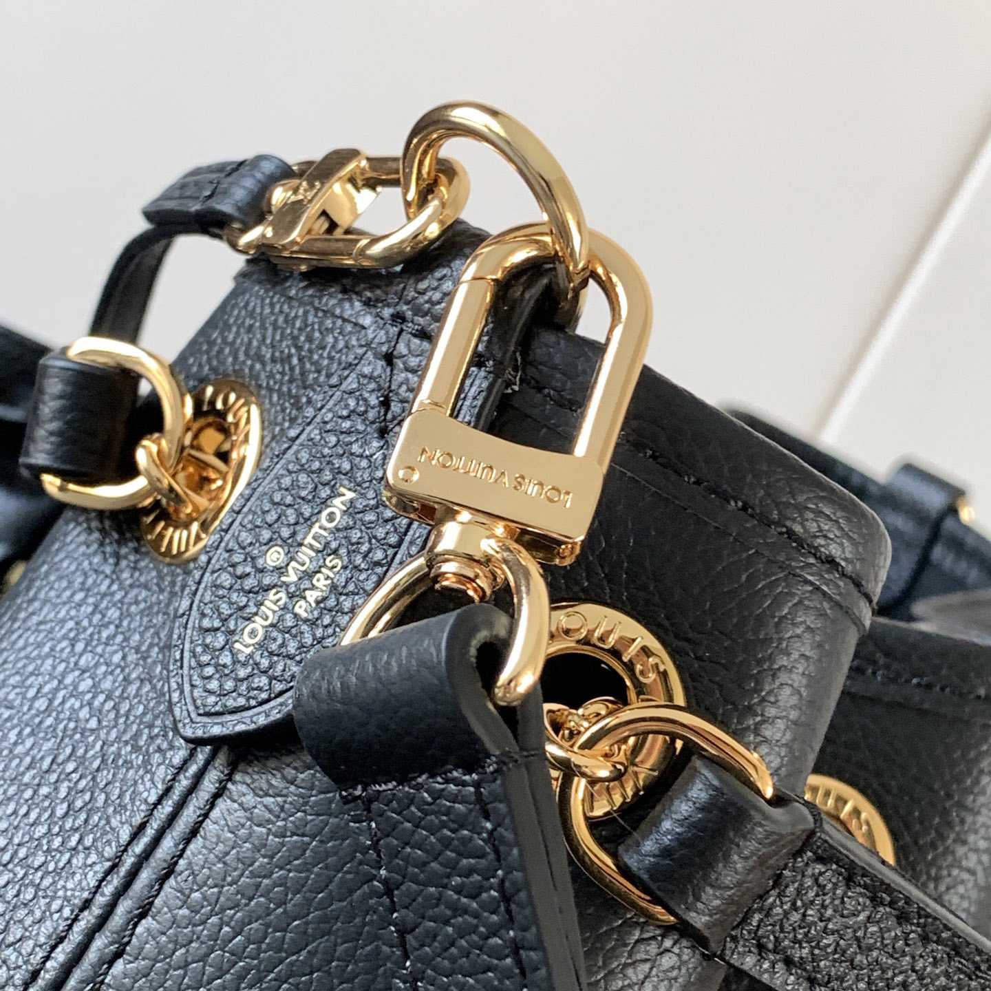 Louis Vuitton LV Bundle  M47209 - PerfectKickZ
