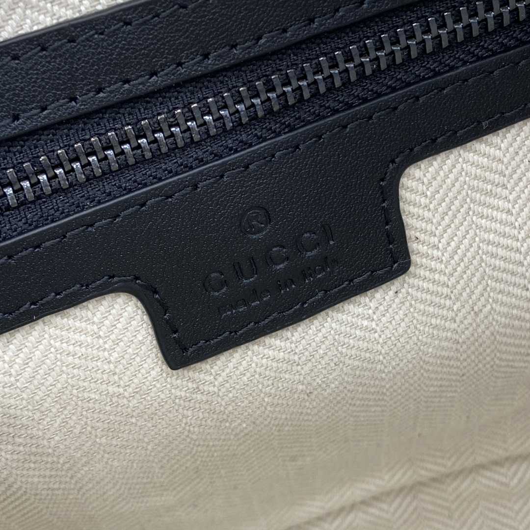 Gucci GG Emblem Small Crossbody Bag - PerfectKickZ
