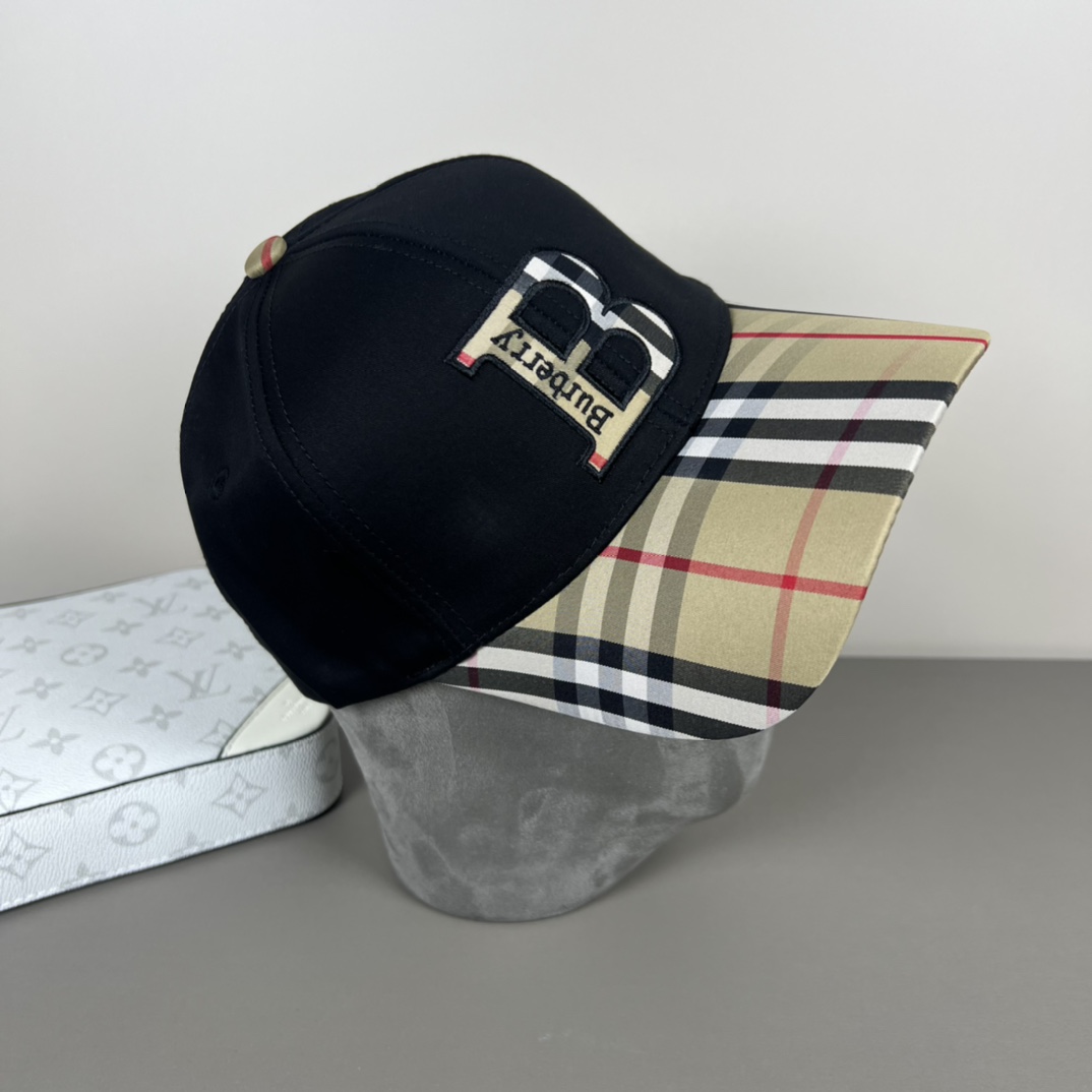 Burberry Baseball Cap - PerfectKickZ