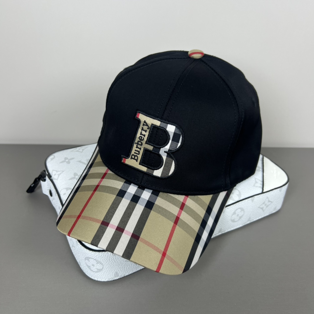 Burberry Baseball Cap - PerfectKickZ