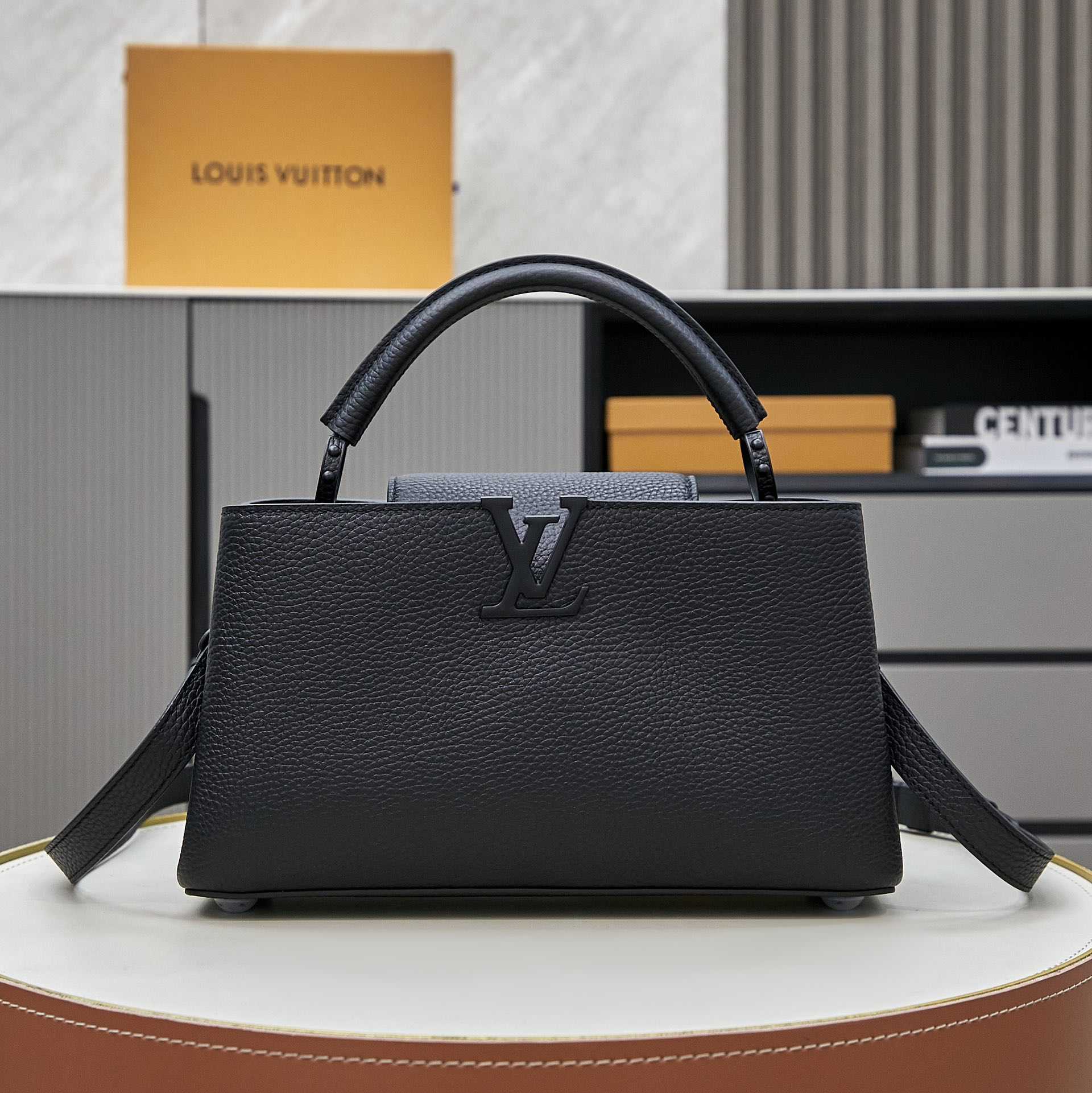Louis Vuitton Capucines East-West MM  M23947 - PerfectKickZ