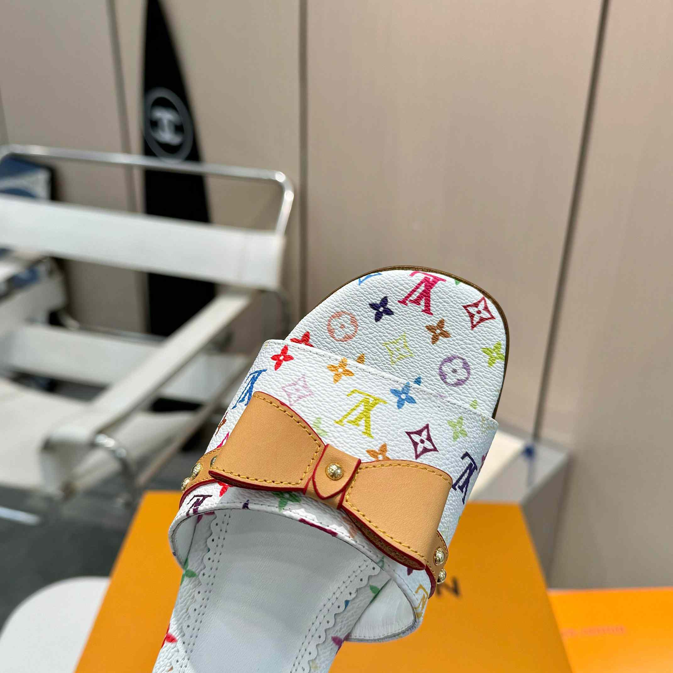 Louis Vuitton LV x TM 6AM Flat Mule   1AGZUV - PerfectKickZ