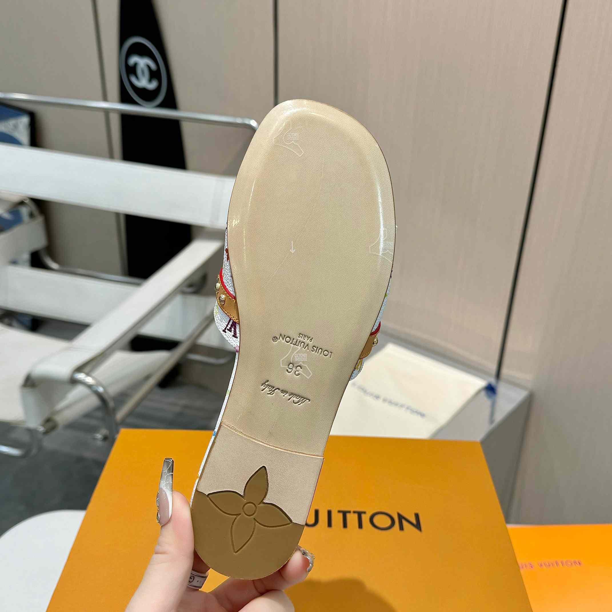 Louis Vuitton LV x TM 6AM Flat Mule   1AGZUV - PerfectKickZ