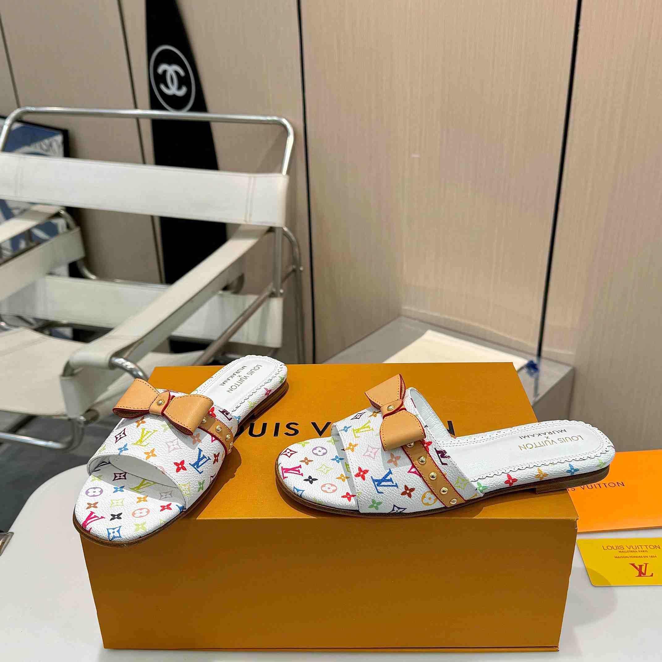 Louis Vuitton LV x TM 6AM Flat Mule   1AGZUV - PerfectKickZ