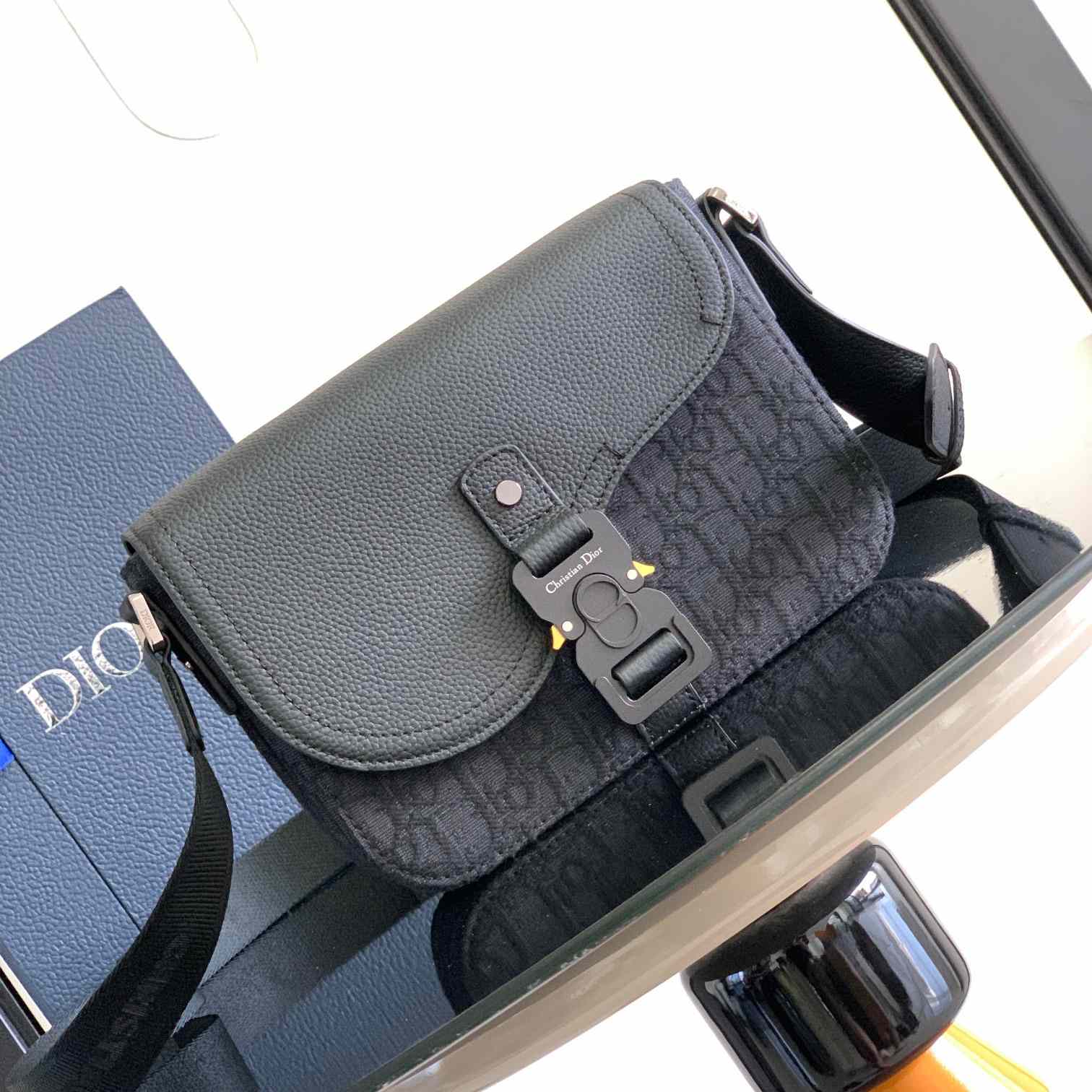 Dior Small Saddle Messenger Bag With Flap - PerfectKickZ