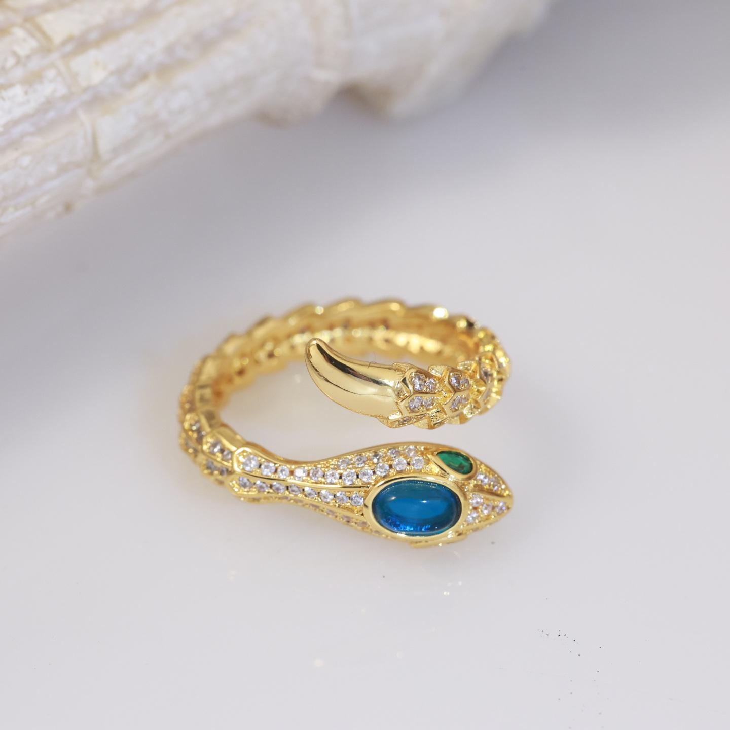Bvlgari Ring - PerfectKickZ