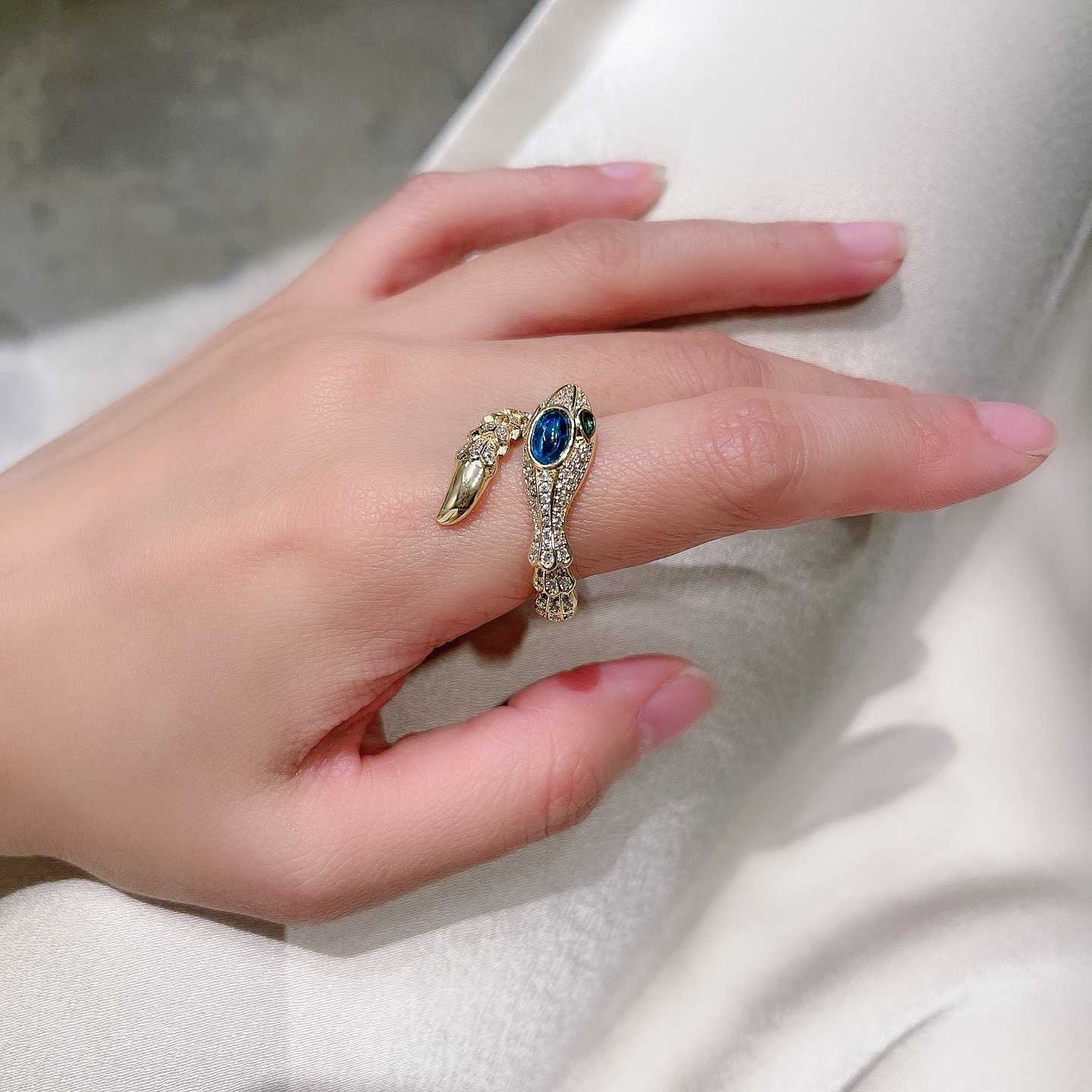 Bvlgari Ring - PerfectKickZ