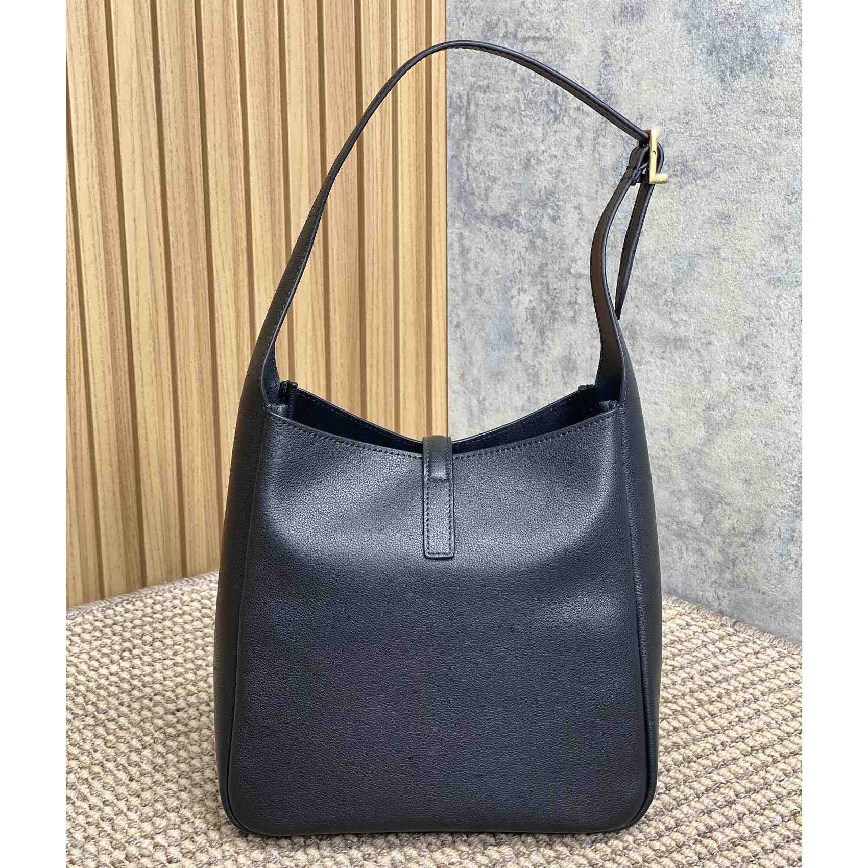 Saint Laurent LE 5 À 7 Supple Small In Grained Leather - PerfectKickZ