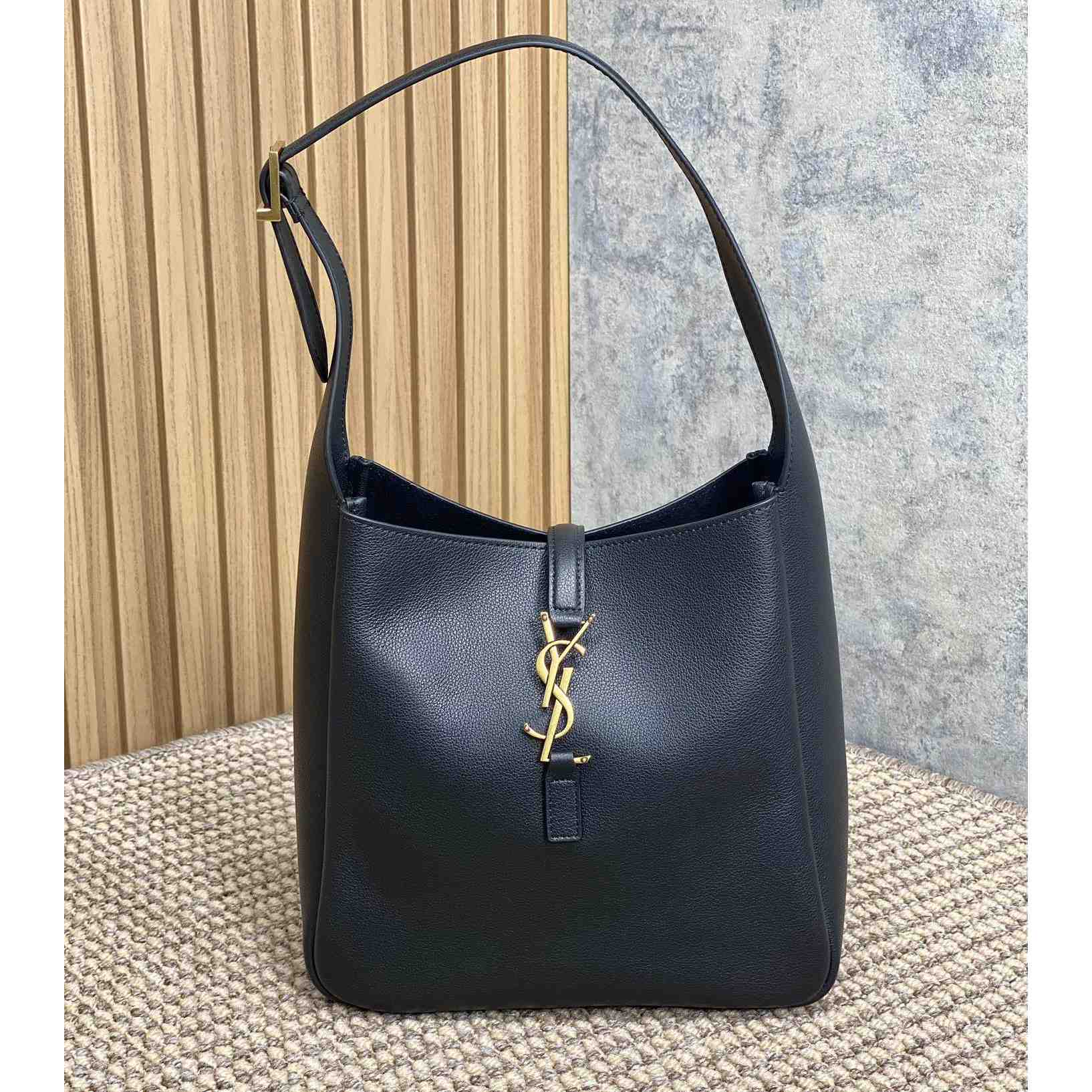 Saint Laurent LE 5 À 7 Supple Small In Grained Leather - PerfectKickZ