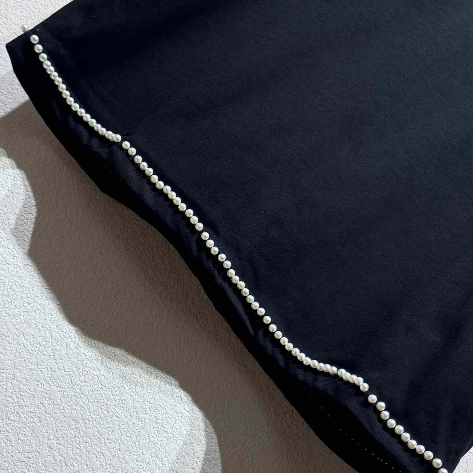 Louis Vuitton Pearl-Embellished Cotton T-Shirt   1AFXOY - PerfectKickZ