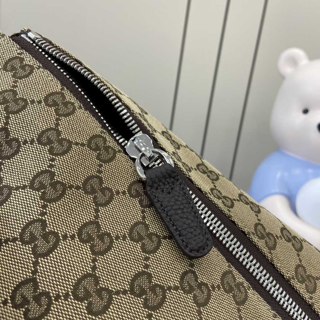 Gucci B Large Shoulder Bag - PerfectKickZ
