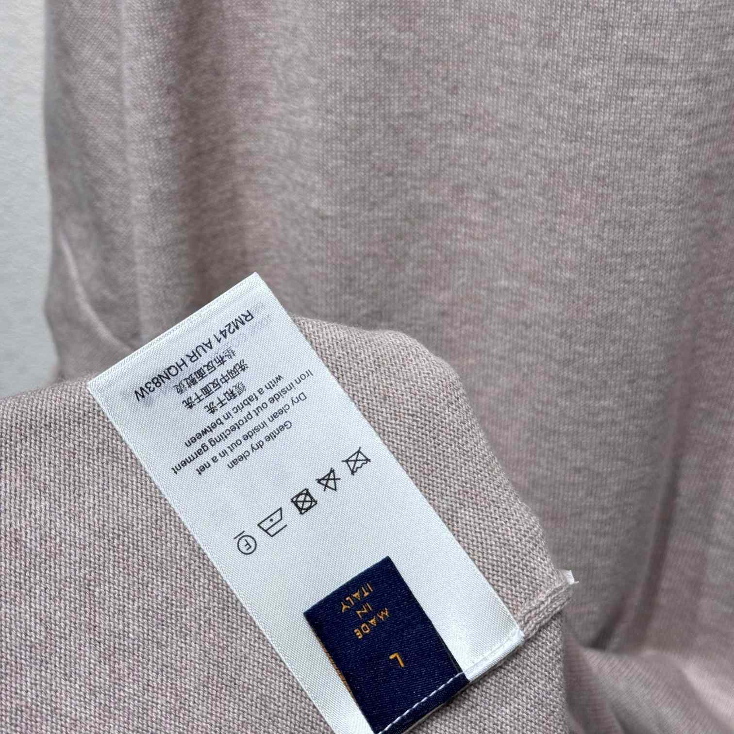 Louis Vuitton LV x Park Seo-Bo Short-Sleeved Cotton Crewneck    - PerfectKickZ