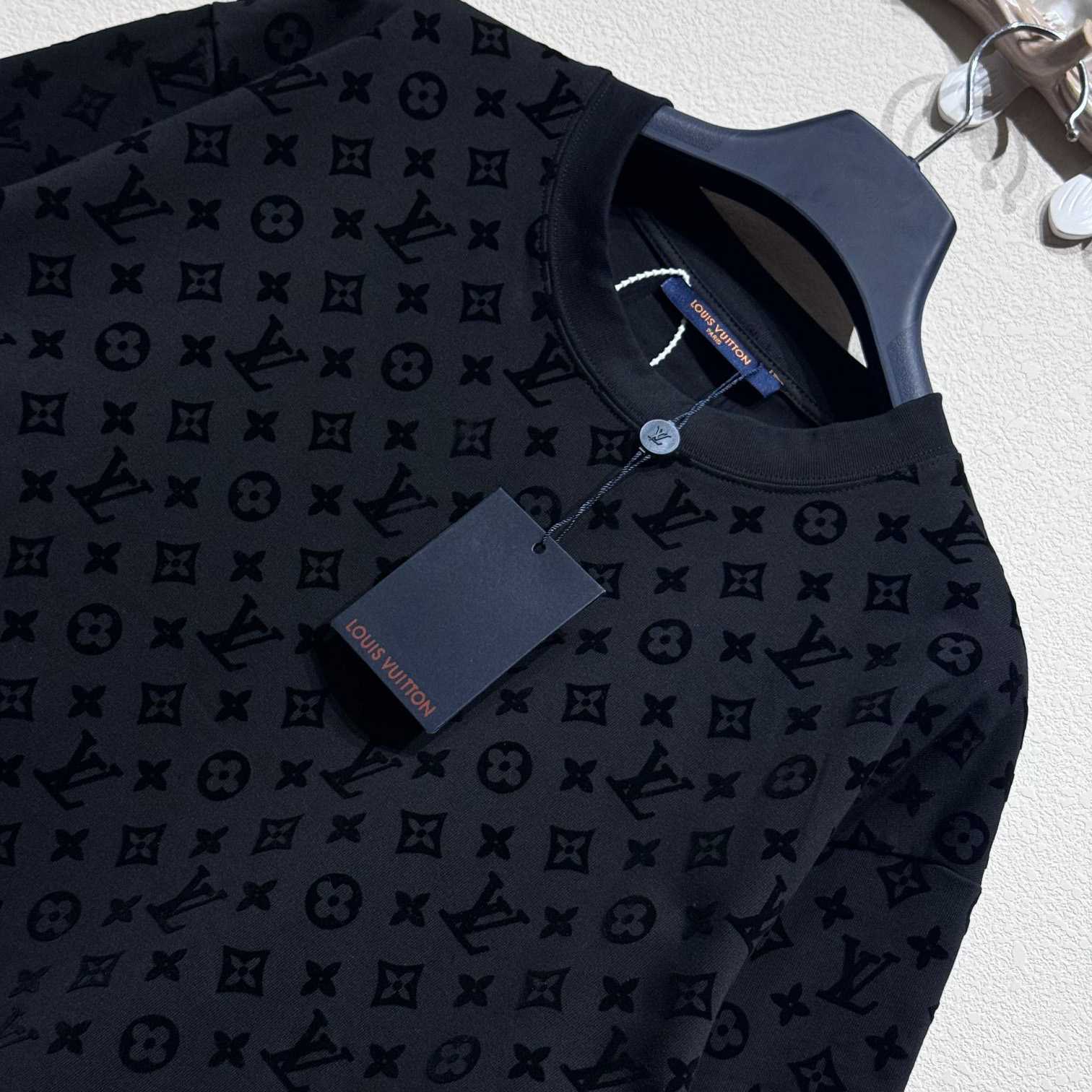 Louis Vuitton Monogram T-Shirt - PerfectKickZ