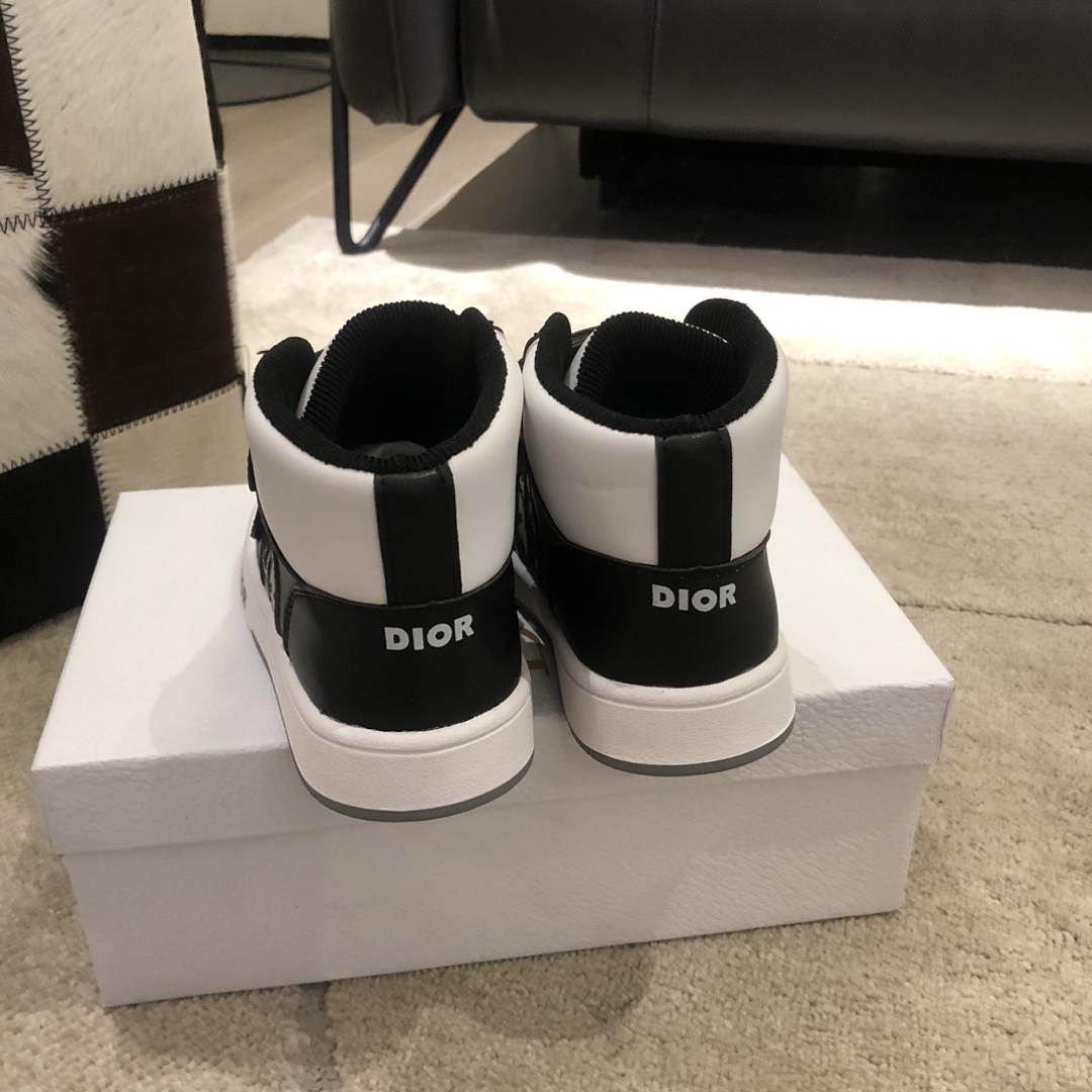 Dior Kids Sneakers - PerfectKickZ