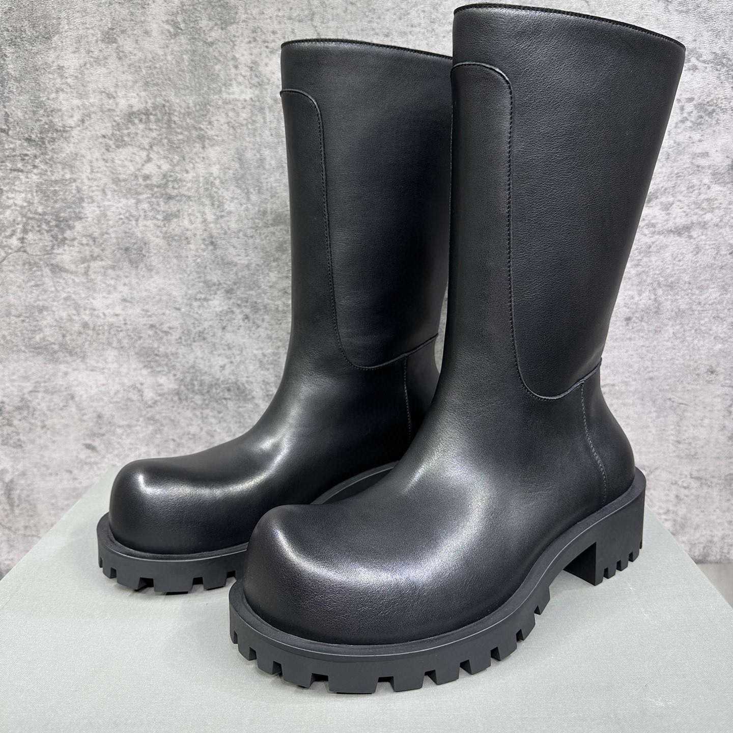 Balenciaga Hummer Boot - PerfectKickZ