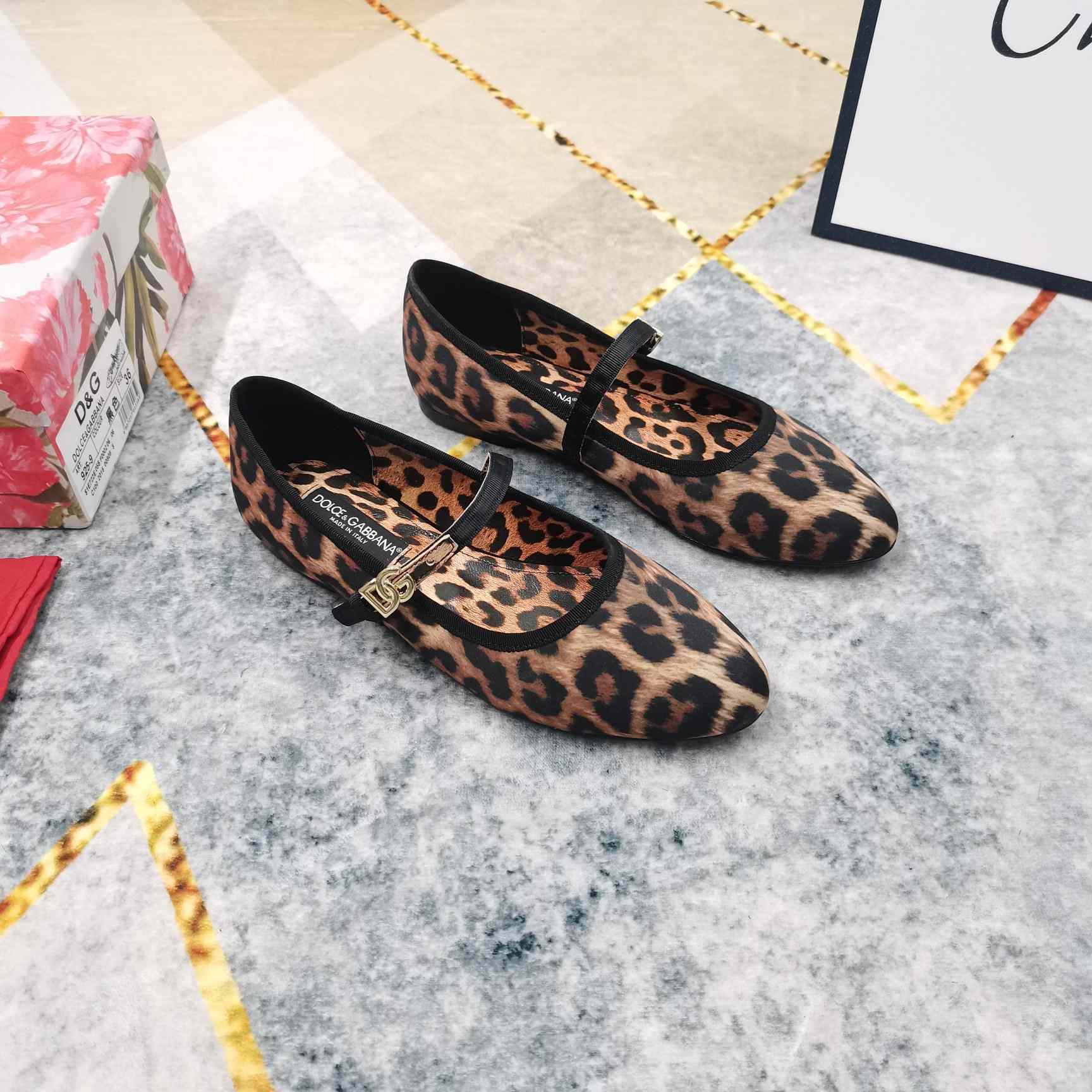 Dolce & Gabbana Printed Velvet Ballet Flats - PerfectKickZ