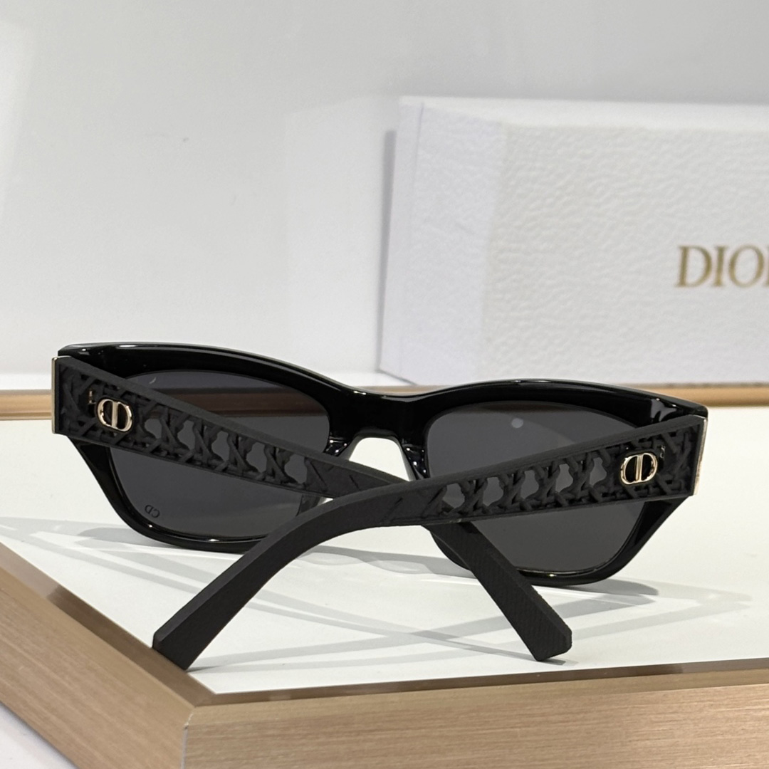 Dior VeryDior S2I Sunglasses - PerfectKickZ