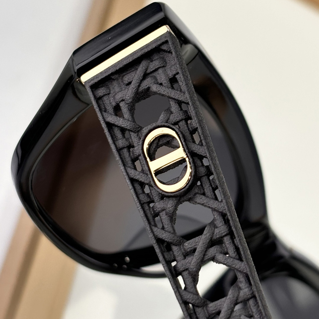 Dior VeryDior S2I Sunglasses - PerfectKickZ