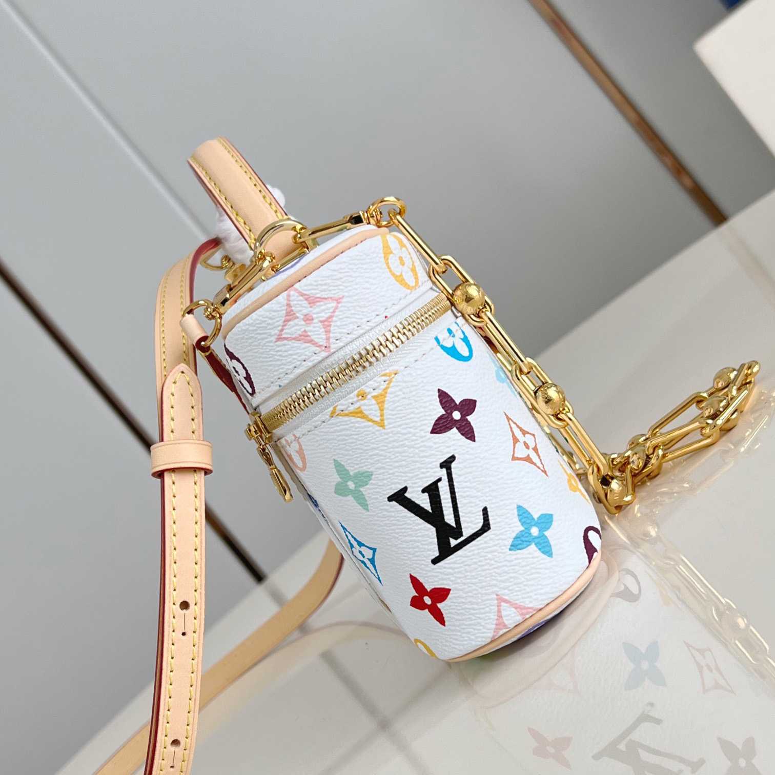 Louis Vuitton LV x TM Vanity Chain Pouch   M13662 - 