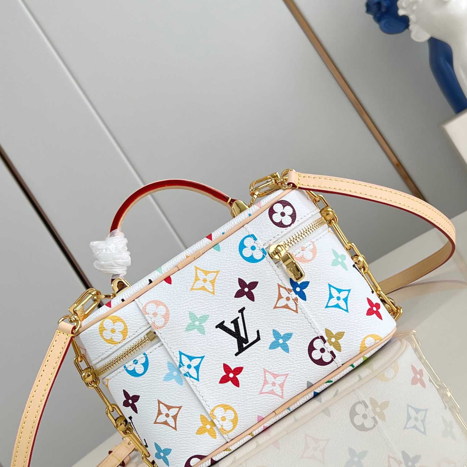Louis Vuitton LV x TM Vanity Chain Pouch   M13662 - 