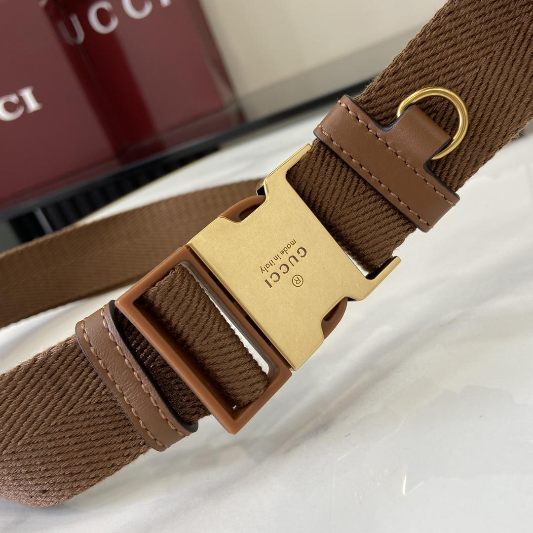 Gucci GG Emblem Small Belt Bag - PerfectKickZ