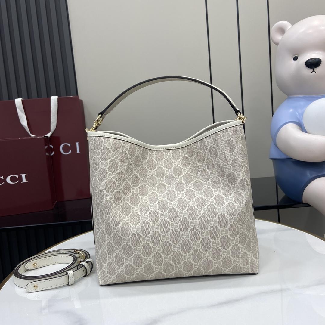 Gucci GG Emblem Small Shoulder Bag - PerfectKickZ