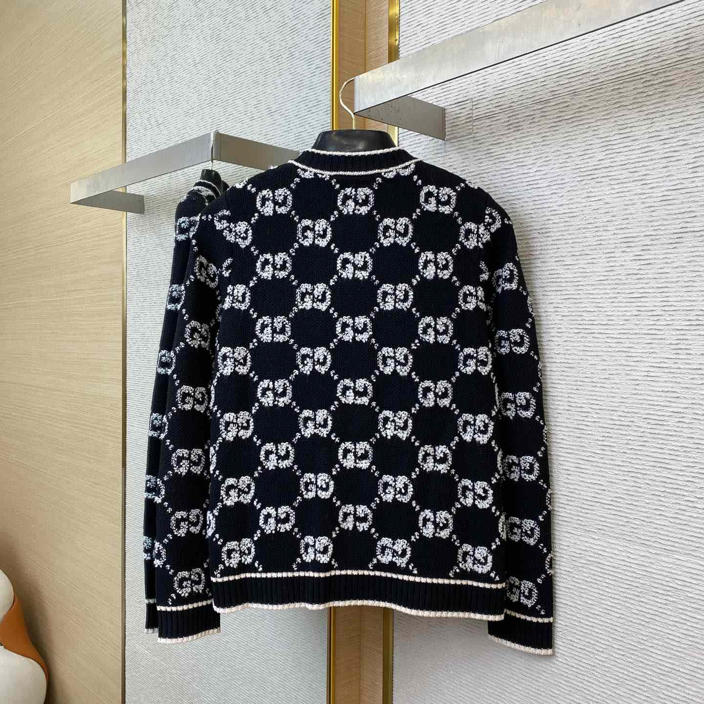 Gucci GG Wool Bouclé Jacquard Cardigan - PerfectKickZ