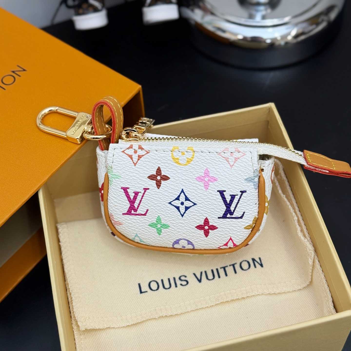 Louis Vuitton LV x TM Micro Pochette Monogram Multicolor     M02460 - 
