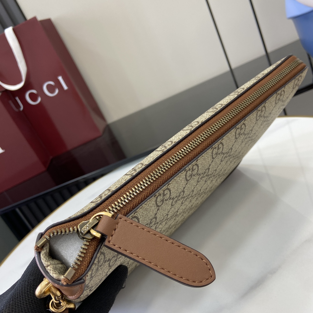 Gucci GG Emblem Small Business Case - PerfectKickZ