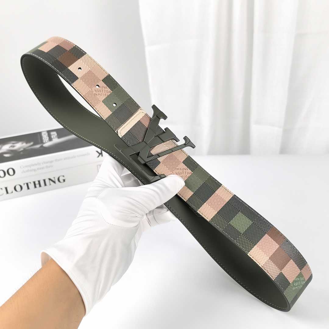 Louis Vuitton LV Mega Pixel 40mm Reversible Belt - PerfectKickZ